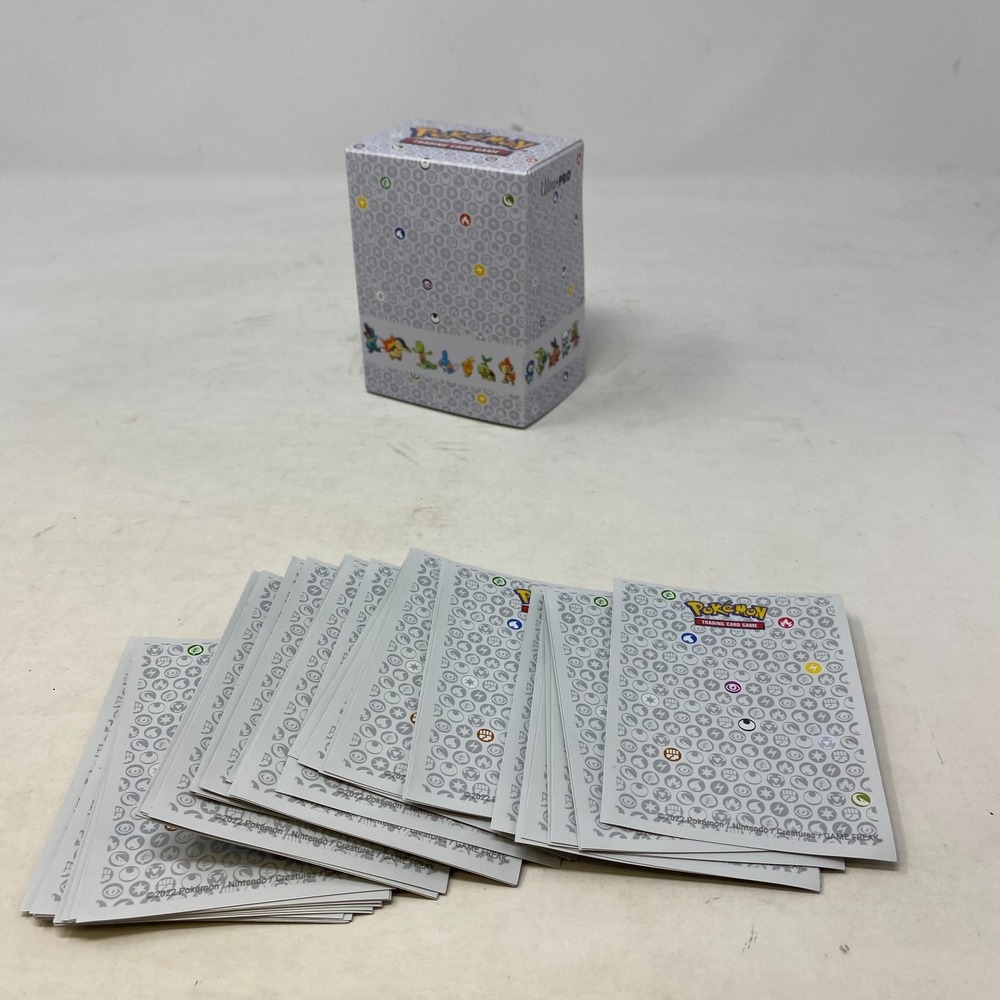 Ultra Pro Pokémon‎ First Partner Deck Box With 40 Card Sleeves